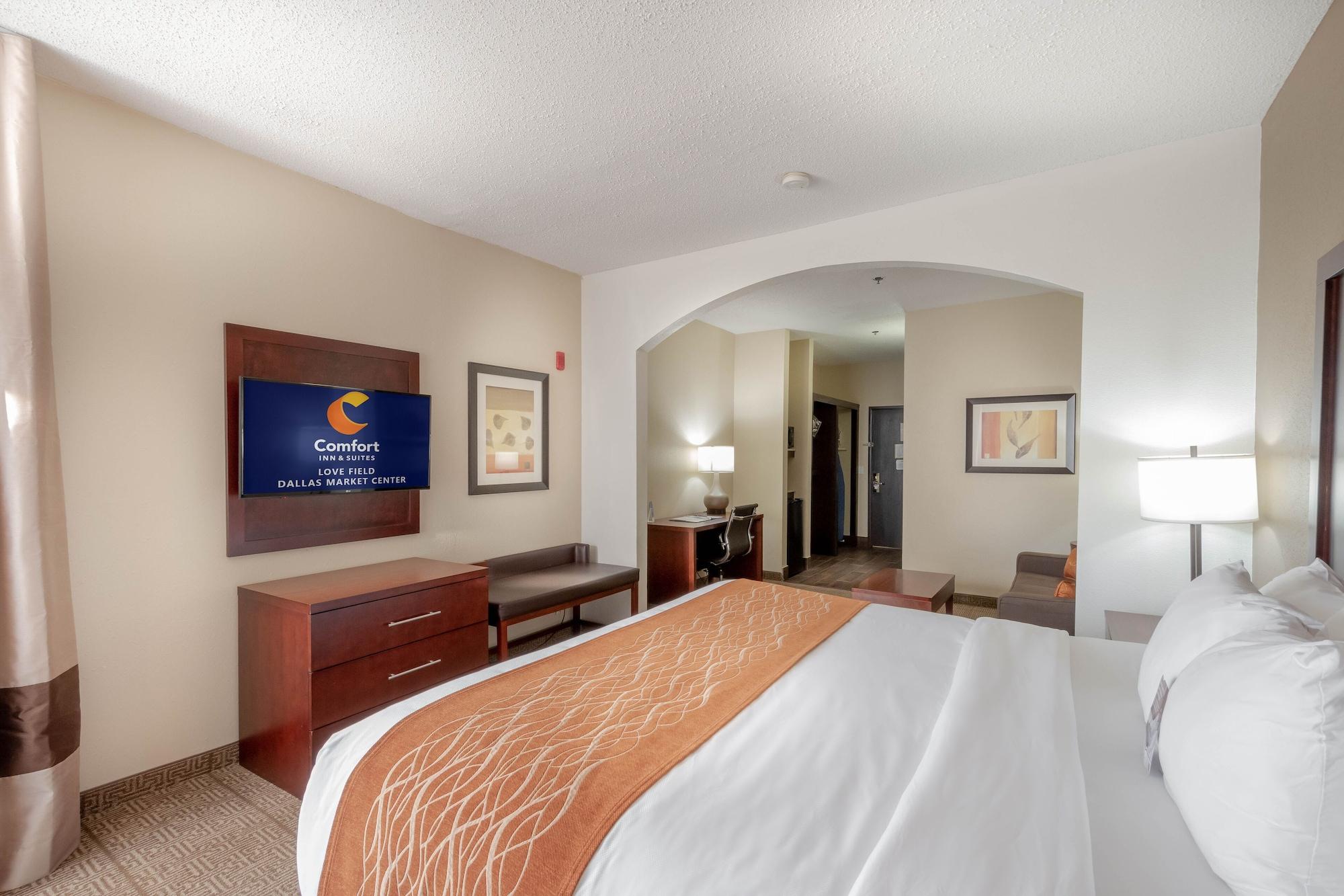 Comfort Inn&Suites Love Field – Dallas Market Center Buitenkant foto