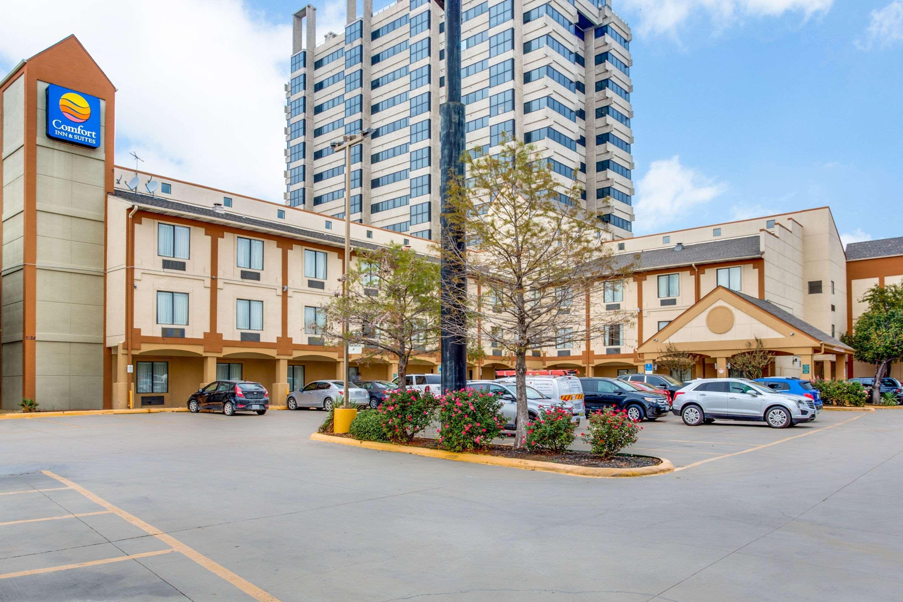 Comfort Inn&Suites Love Field – Dallas Market Center Buitenkant foto