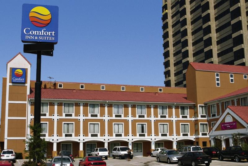 Comfort Inn&Suites Love Field – Dallas Market Center Buitenkant foto